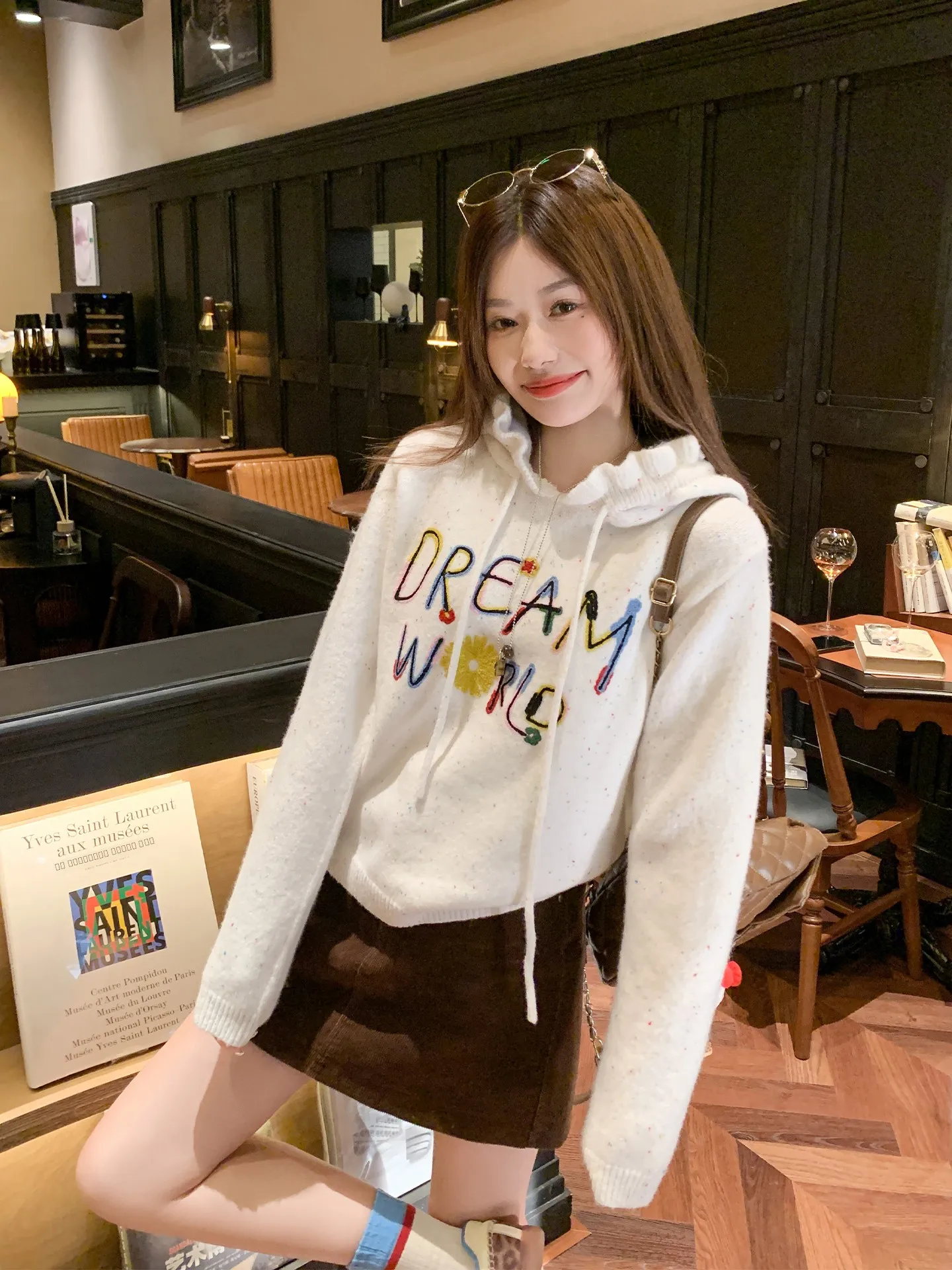 

Корейский свитер с вышивкой и капюшоном, женский, свободного кроя, с длинными рукавами, вязаный топ, осень-зима, новинка, модный стиль для ленивых девушек