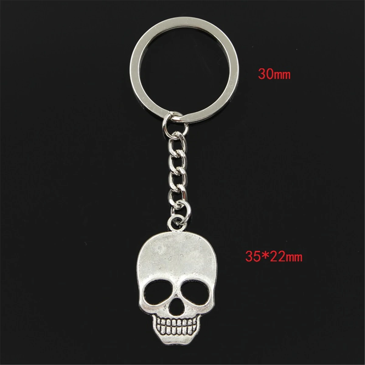 Fashion Keychain 35x22mm Skull Pendants DIY Men Jewelry Car Key Chain Ring Holder Souvenir For Gift