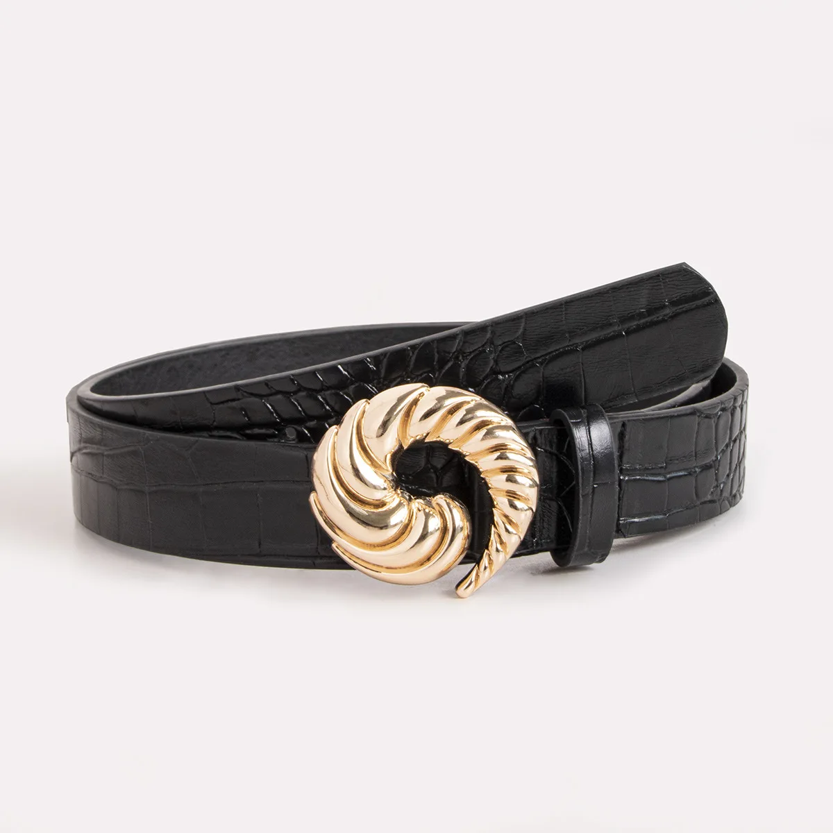 New Arrival Chic Women's Belt – Exquisite Conch Texture Crocodile Print Patent PU Leather, Fashion Business Style, In Stock