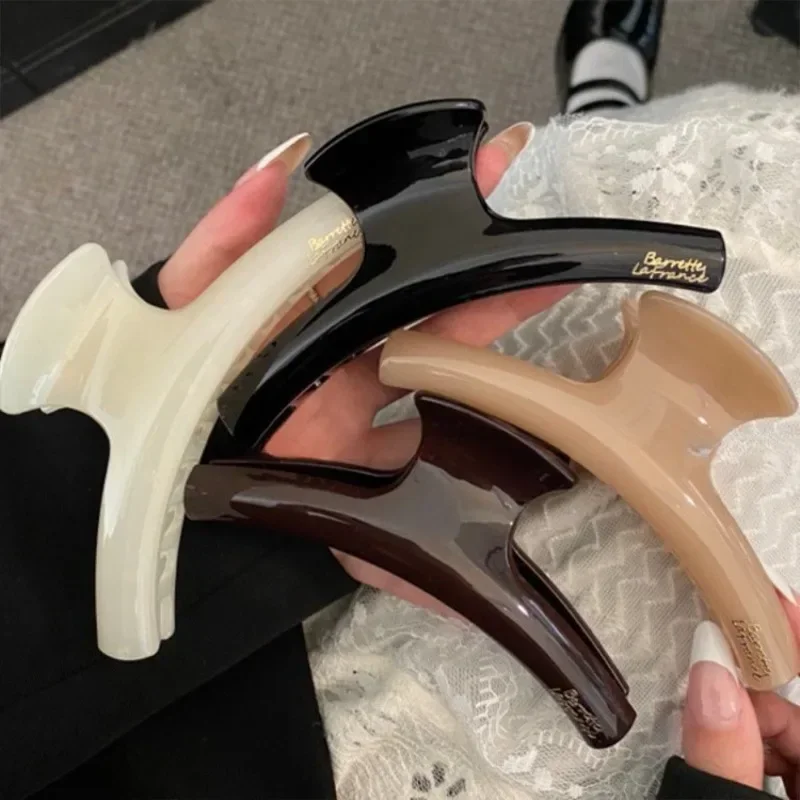 

Elegant Simple Glossy Geometric Plastic Hair Claw Lady Sweet Long Hair Holder Toothed Hairpins Fashion Hair Clips Accessories