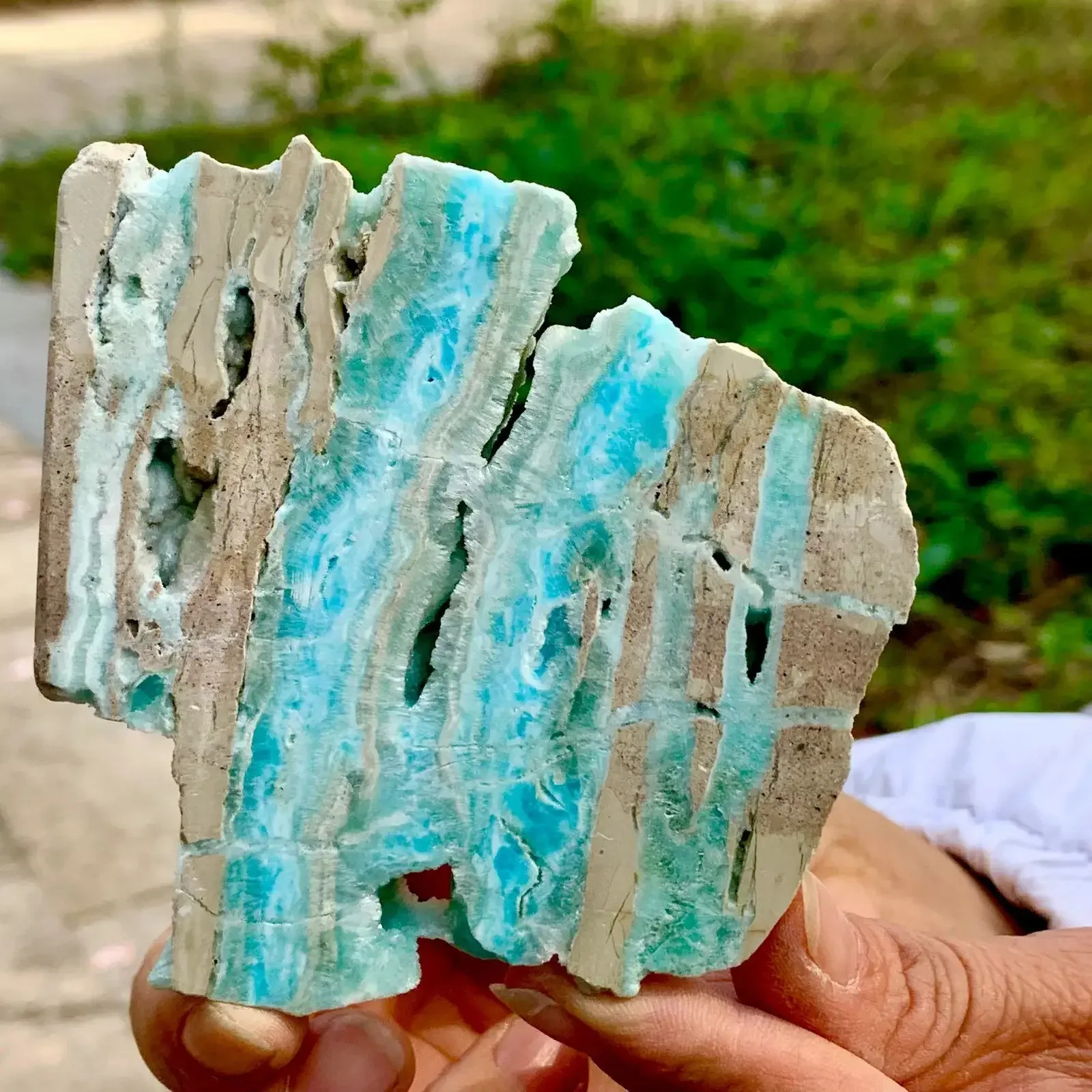 1pc Beautiful Hemimorphite Crystal Slice, Blue Hemimorphite Crystal Slab, Best Room Exquisite Tabletop Decoration