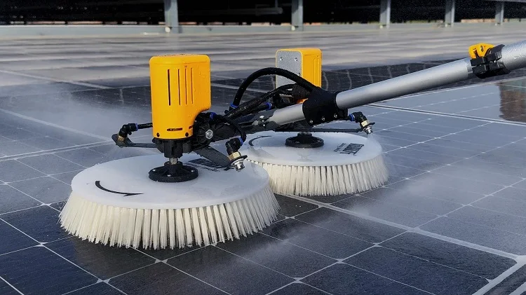 حل التنظيف الضوئي عالي الكفاءة، روبوت تنظيف الألواح الشمسية #2