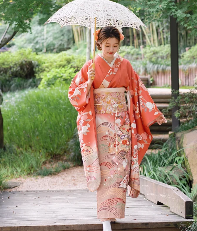 

Japanese kimono Retro Small furisode orange chrysanthemum water pattern