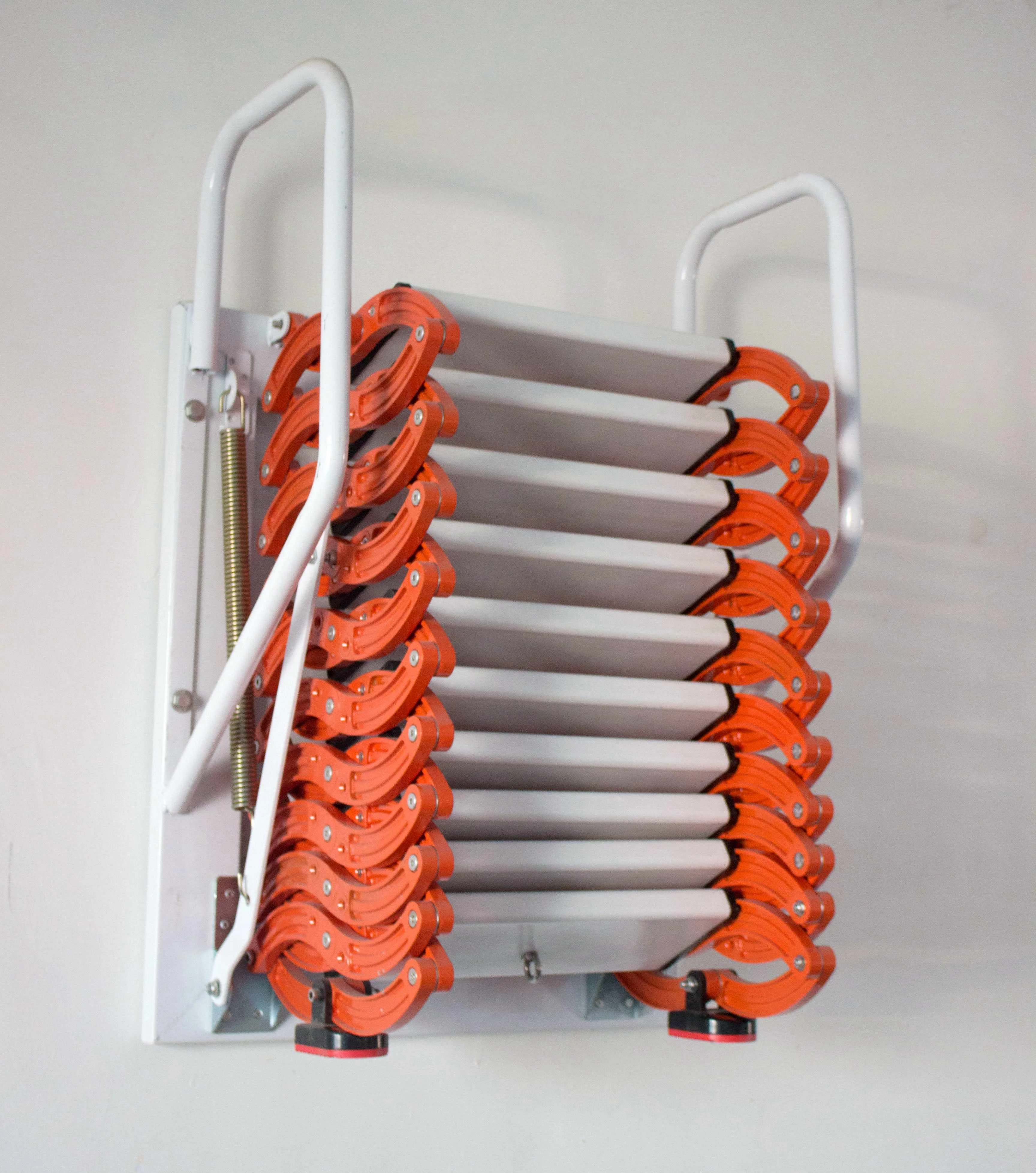 بيع المصنع مباشرة جدار جبل للطي تمديد سلم معدني سلالم الطوارئ