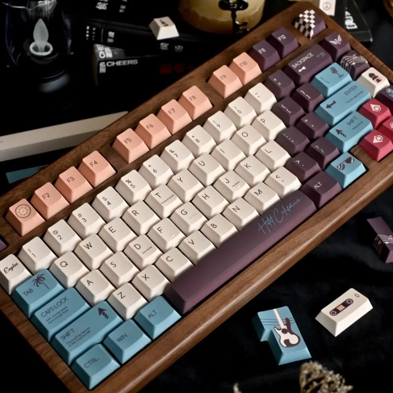 Retro California Hotel Theme Keycaps 140Keys PBT Sublimation Cherry Profile Key Caps Mechanical Keyboard Accessory for Pc Laptop