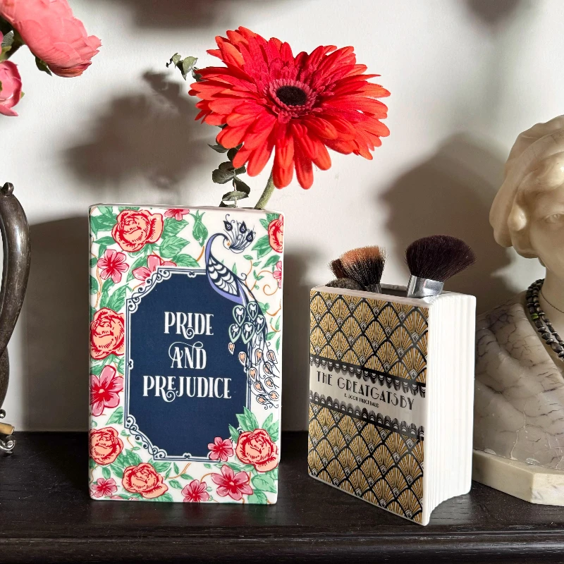 Vintage Ceramic Vase,Decorative Book-Shaped Storage Canister for Living Room,Creative TV Console Organizer,Desktop Home Decor