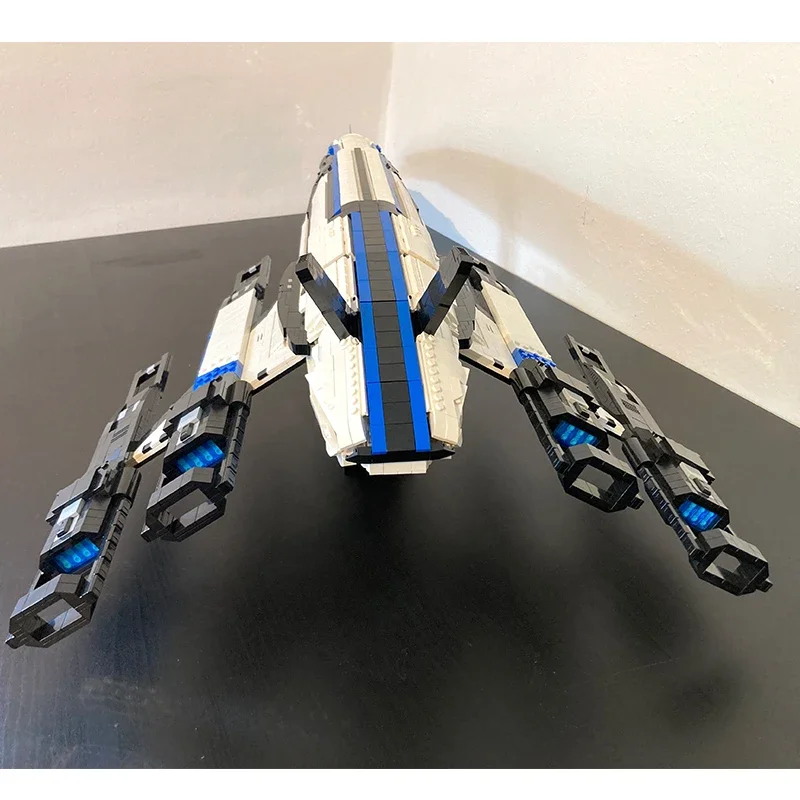 

MOC Masss Effects Spaceship Game Building Blocks Set Normandy SR-2 Starships Fighter Commander Shepard Model Bricks Toys Gifts