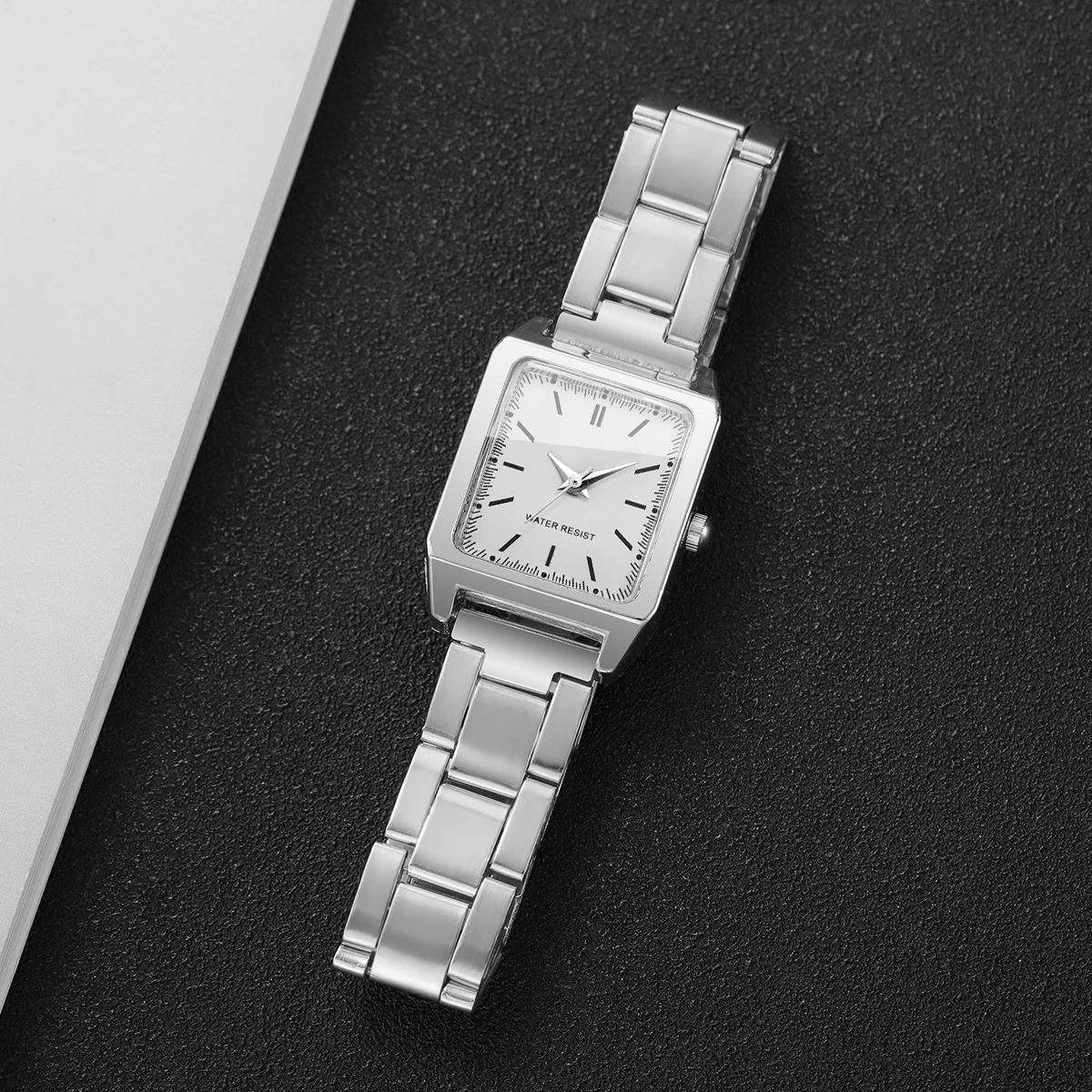 1Pcs Women's Watch Fashion Casual Square Scale Dial Trendy Temperament Quartz Watch (box Not Included)