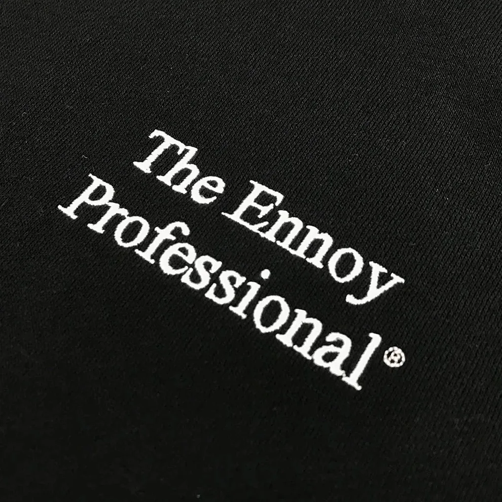 The Ennoy Professional Casual and versatile hooded pullover sweatshirt, simple long sleeve top