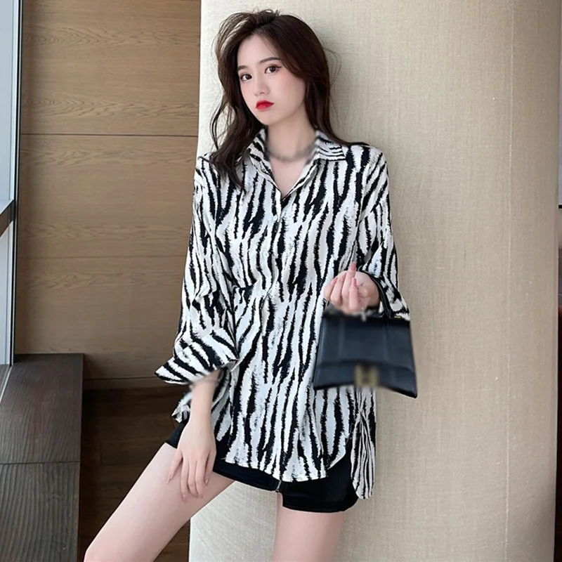 Spring and Autumn Zebra Print Sun Shirt Jacket Women\'s Designed Niche Lining Long Sleeve Tops