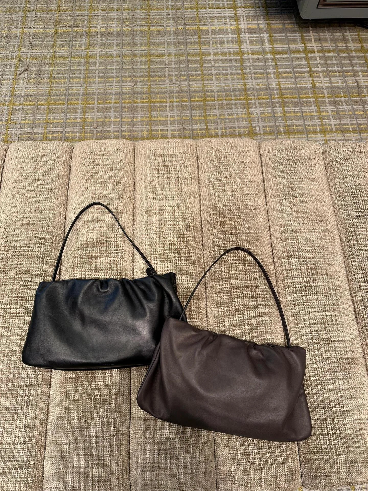 nuevo-bolso-de-piel-de-oveja-2026-estilo-cloud-plegable-gran-capacidad-bolso-de-mano-moda-para-viajar-de-hombro-y-cruzado