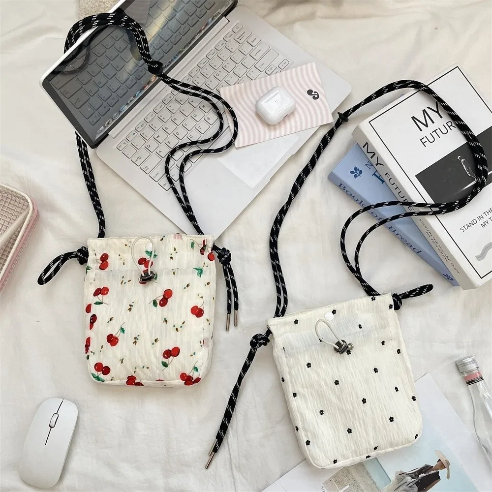 Casual Drawstring Canvas Crossbody Bag Small Lightweight Shoulder Bag Floral Print Mobile Phone Bag Women Girl