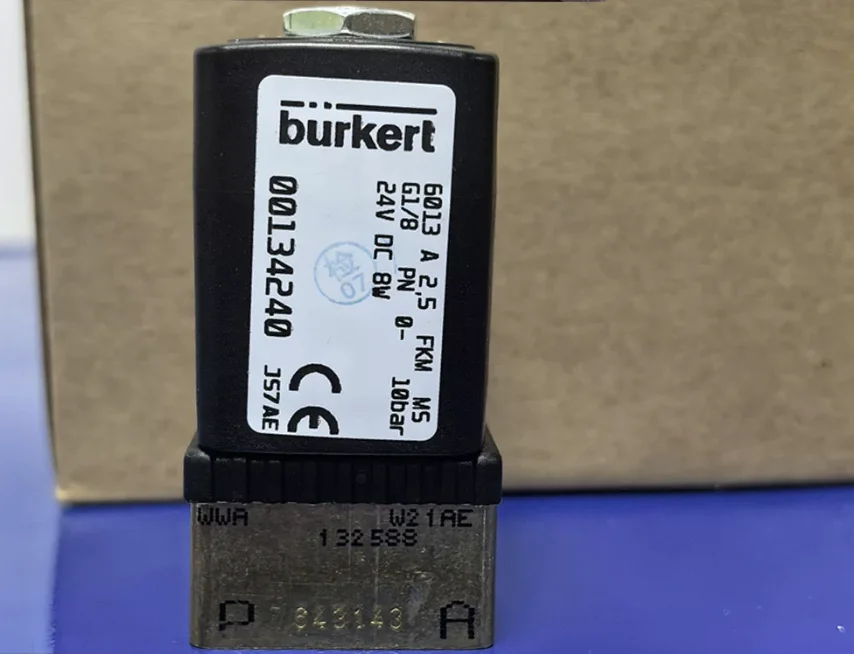 valvula-solenoide-burkert-serie-6013-00134240-g1-4-2-2-normalmente-cerrada-cuerpo-de-laton-00137537-00137538