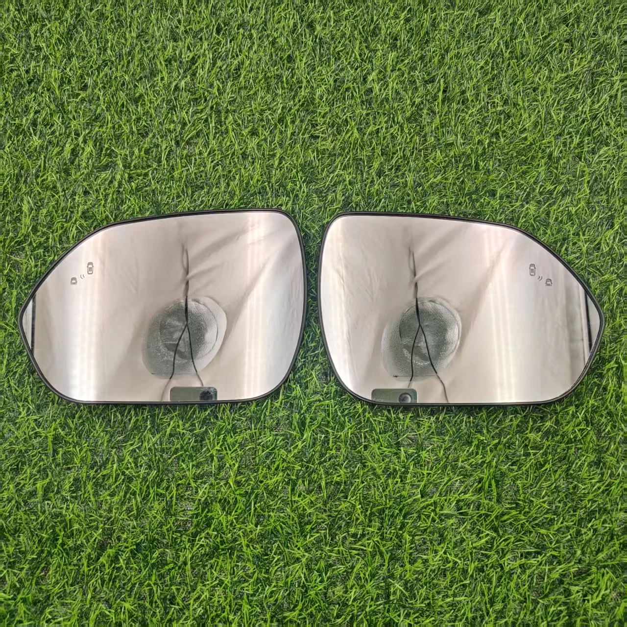 For Seltos(SP2) KX3 Reversing Mirror Rearview Mirror Heated Blind Spot Auxiliary Lens BSD  2Pc  OEM 87611-Q7030 87621-Q7030