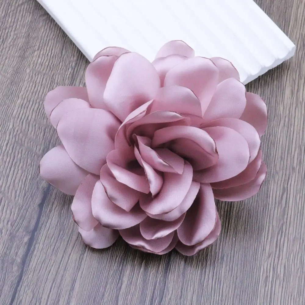 French Satin Camellia Flower Brooch 2024 Fashion Multi-layered Floral Corsage Women Hair Clips 12cm All-match Dress Accessory