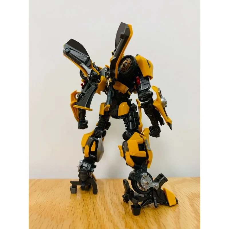 In Stock Smart Kit Transformers TF-5 BEE 08105 Glue-free Movable Assembly Model Car Robot Action Figures Toys Holiday Gifts