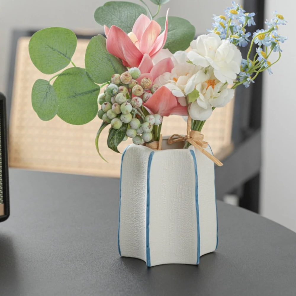 Nordic Ceramic Vase Geometric Polygonal Ceramic Vase Livingroom Ornament Home Decoration Hydroponic Flower Arrangement for Roses