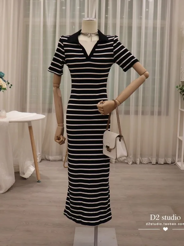 2024 Summer New Black and White Stripe Temperament Slim Slim Mid length Dress Flip Collar Stripe Knitted Split Long Dress AH46