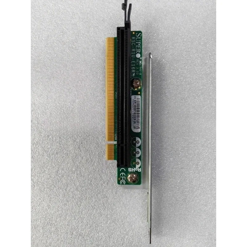 RSC-R1U-E16R RSC-P-6 PCI-E adapter slot 90 degrees