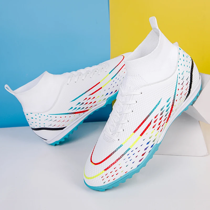 New Men Soccer Shoes Professional Society Turf Training Football Field Boots Non-Slip TF/FG Indoor Football Shoes