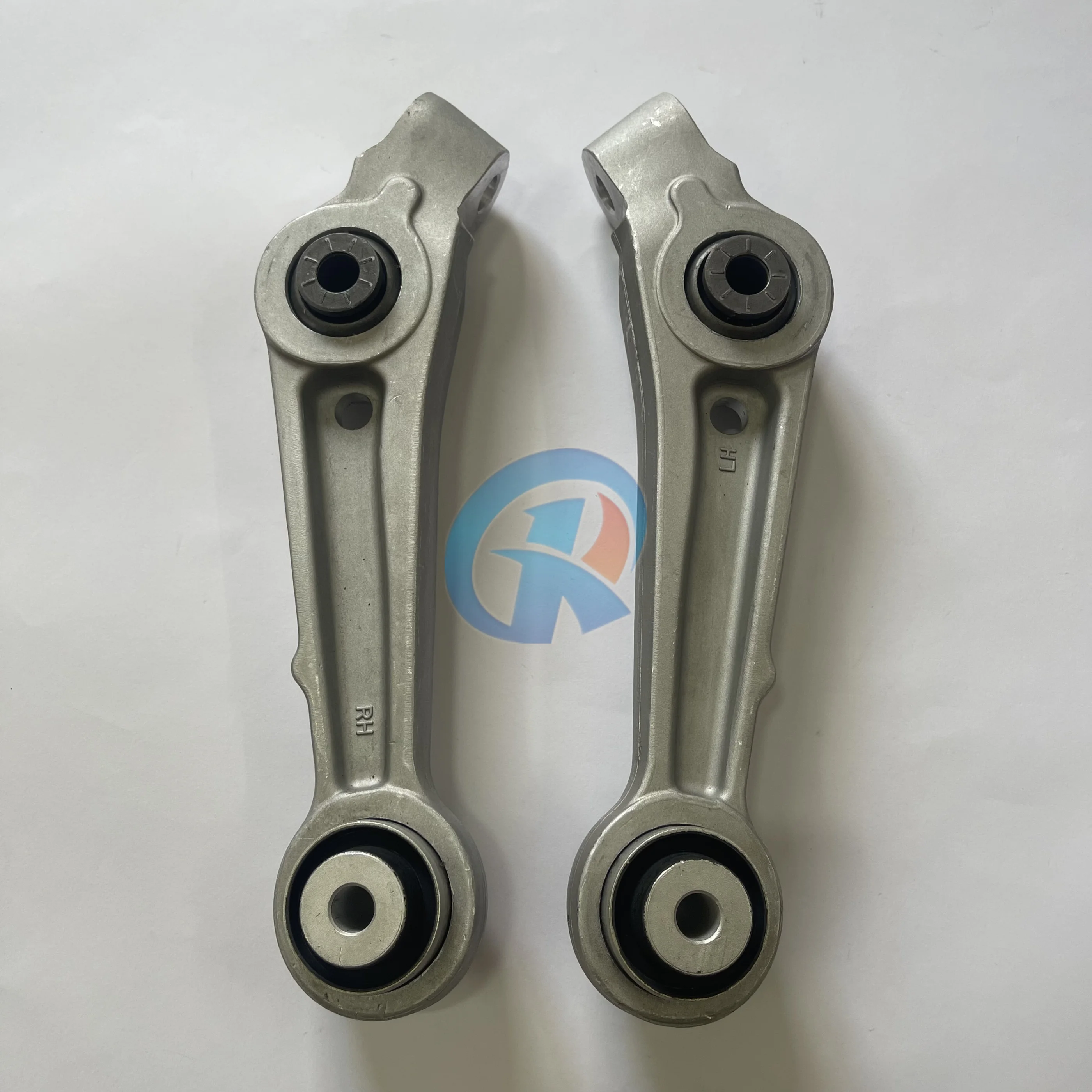 2PCS Good Quality Front Lower Straight Control Arm Kit For Cadillac CT6 2016- 84008403 84008404