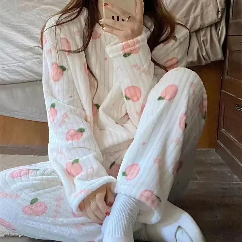 Women Pajama Sets Cute Peach Printed Suit Pullovers And Pants Warm Sets Thicken Fleece 2 Pieces Sets Women 2024 Autumn Winter