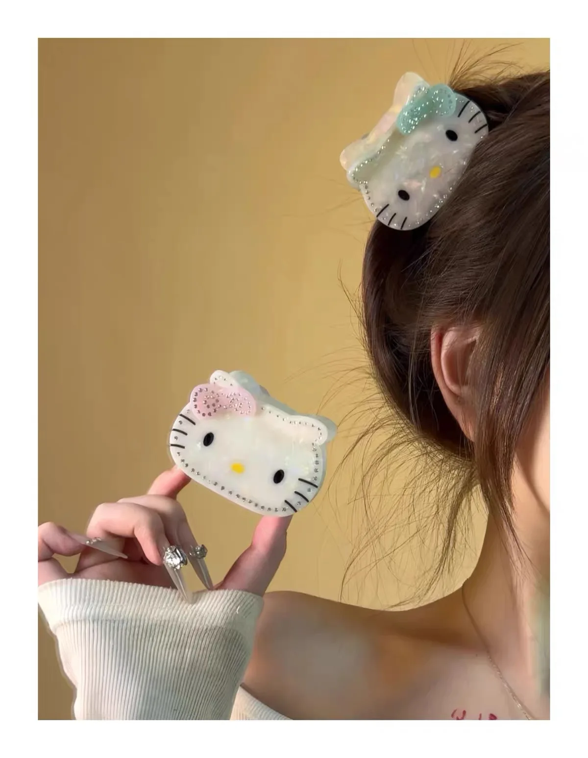 Sanrio Cute Hello Kitty Rhinestone BlingBling Shiny Pink Bow Hair Claw Clip Teen Girls Daily Hair Low Bun Casual Updo Accessory view 3