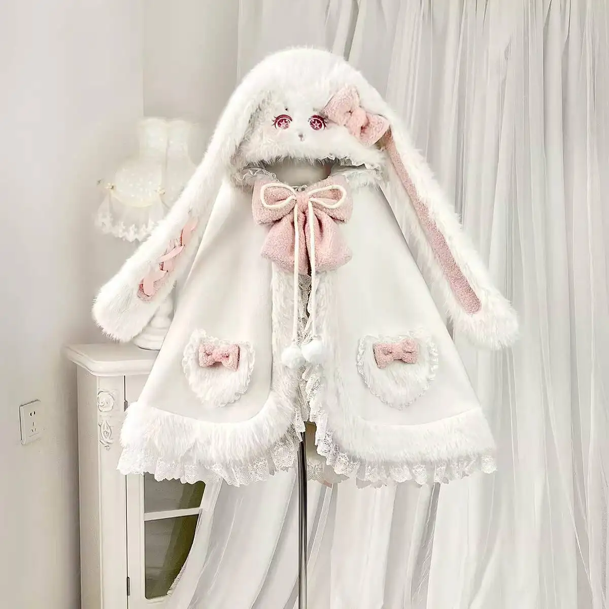 

Новая плюшевая накидка-кимоно «Кролик Лолита» с капюшоном и карманами, пушистый короткий плащ для косплея на Хэллоуин, карнавал, вечеринку