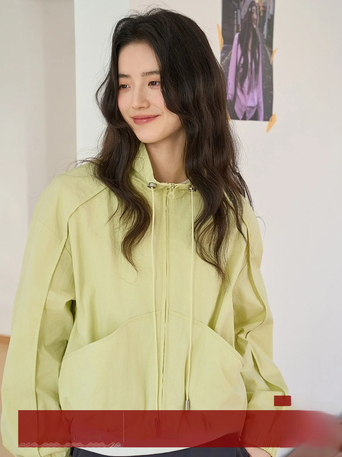 

MoZao Yellow Zipper Stand Collar Jacket Women's Loose Slimming Short Outerwear Spring 2026 Commute Style Fashionable Versatile