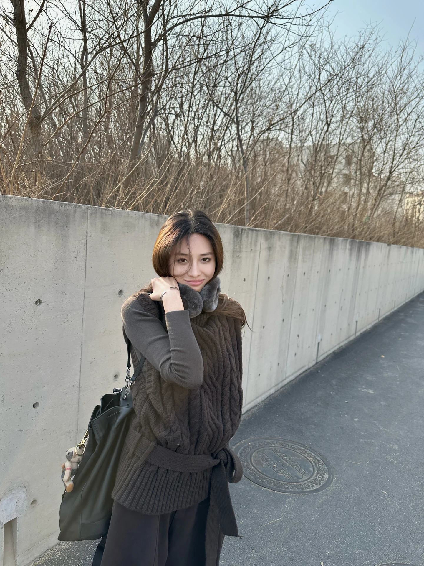 

NanaByNana: Теплая женская вязаная кофта с высоким воротником и капюшоном, уютный топ для повседневной носки, стандартный крой, смесь полиэстера и шерсти