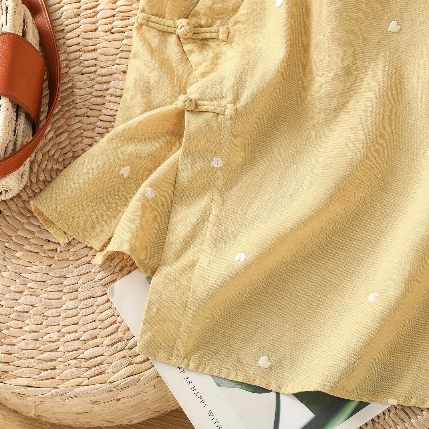 New Chinese Sle Cotton Linen irt Yellow Love Heart Embroidery Button up Top Loose Fit Summer New Artistic Small irt