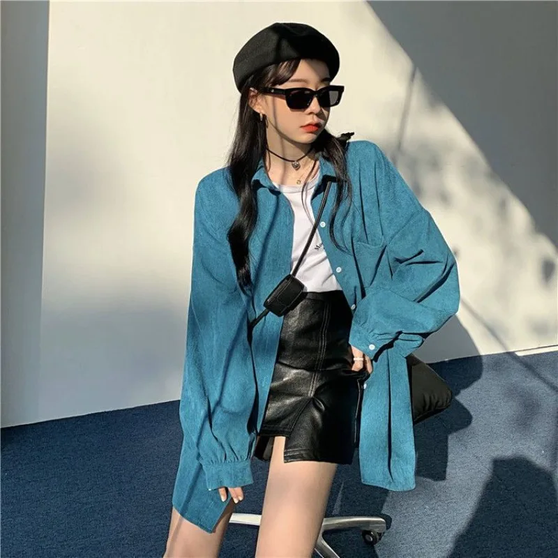 Camicia e camicetta da donna con bottoni neri Promozione Corea Elegante Alto Elegante 2025 Moda Nuova collezione Chic Basic Top femminili