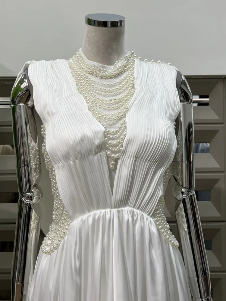 DFDG المرأة 2025 مصمم أنيق لؤلؤ مطرز مساء مزين الخامس الرقبة غير المتكافئة فستان ستان الربيع الصيف فستان الحفلات #4