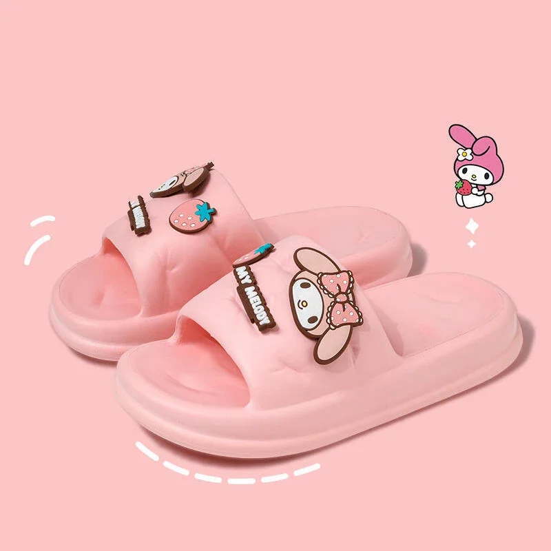 Sanrio Hello Kitty Slippers Shoes Cute Kuromi Cinnamoroll My Melody Women Summer Non Slip Bathroom Shower Slippers Beach Shoes