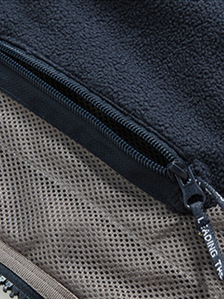 سترة بسحاب من الصوف باللون الأزرق الداكن مع علم نرويجي وتطريز "نرويج الخارجية". #5