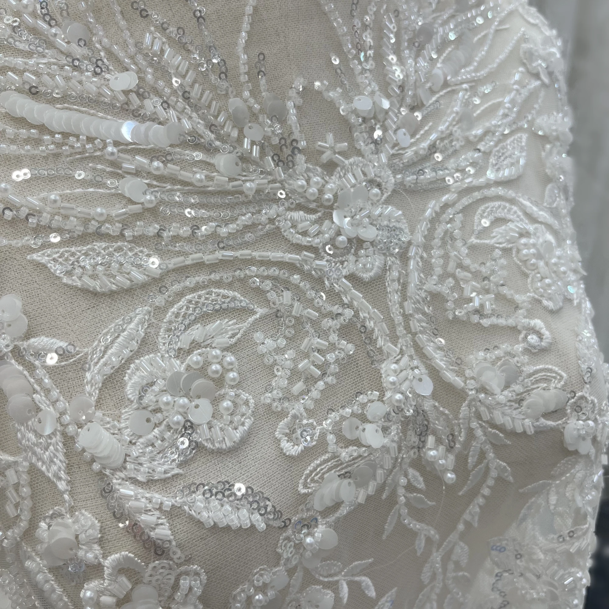 Exquisite High-Grade Multi-Size Beads Pearl Sequins Lace Fabric Private Customized Wedding Dress Fabrics