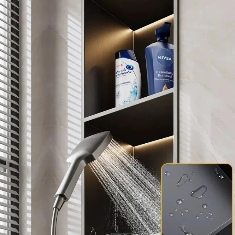 جدار الحمام المتخصصة رف معدني الفولاذ المقاوم للصدأ 1-4 شبكات مقاوم للماء غير قابل للصدأ سهلة التنظيف مصباح ليد الحمام المدمج في المرحاض