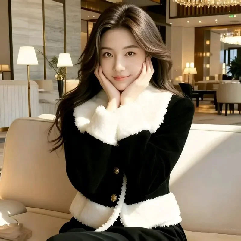 Autumn Winter 2026 New Fleece Jacket Women's Outwear Fashion Loose Unique Super Nice Lamb Wool Lapel Coat Tops