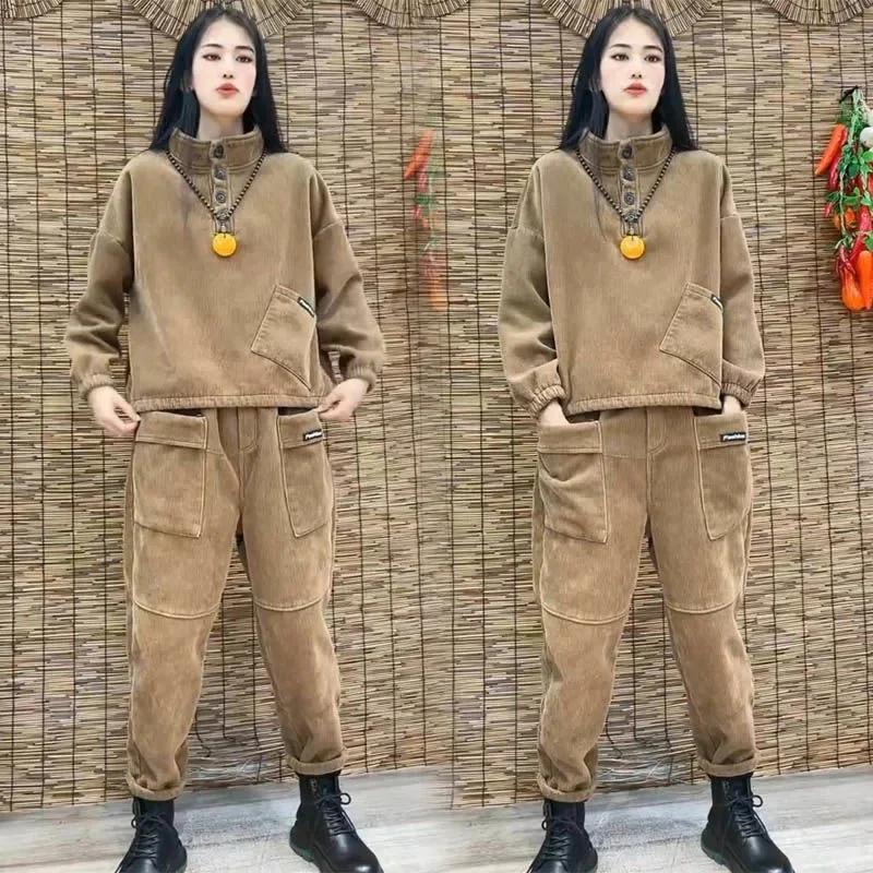 Add Velvet Autumn Winter New Corduroy Sweater+Pants Long-Sleeved Tops Loose Fashion Mother Sets Women\'s Overalls Two-Piece Suit