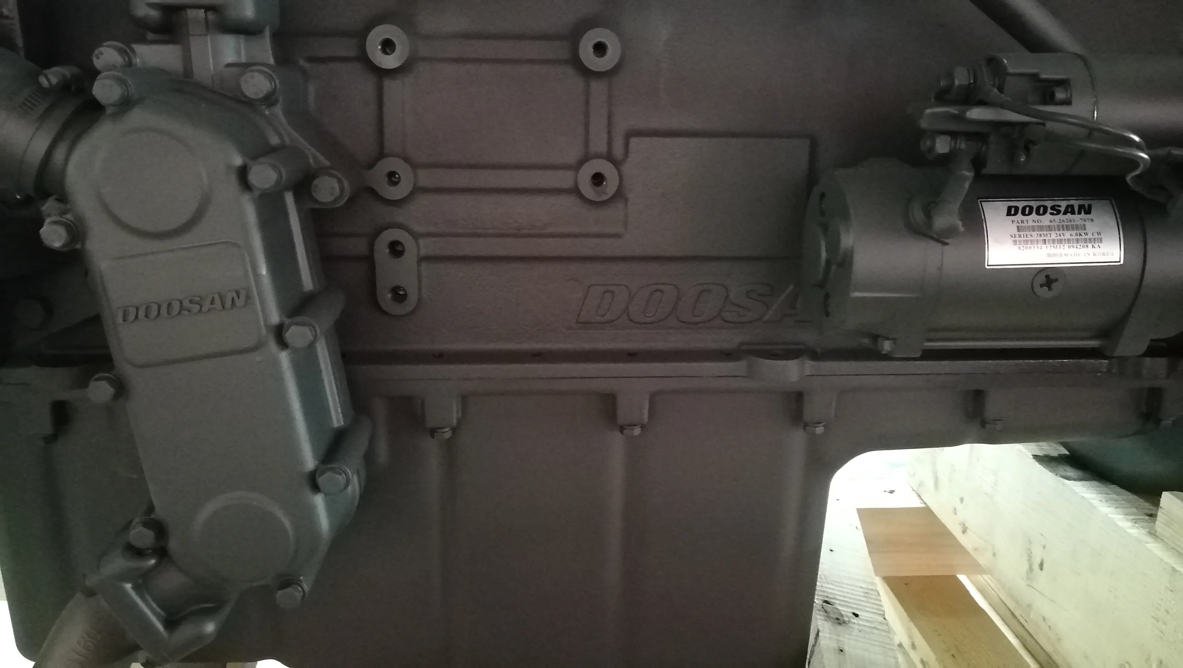 DOOSAN  DAEWOO DE08TIS brand new engine assy motor for DH215-9  DH220-5 DX260LCA DX300LCA excavator