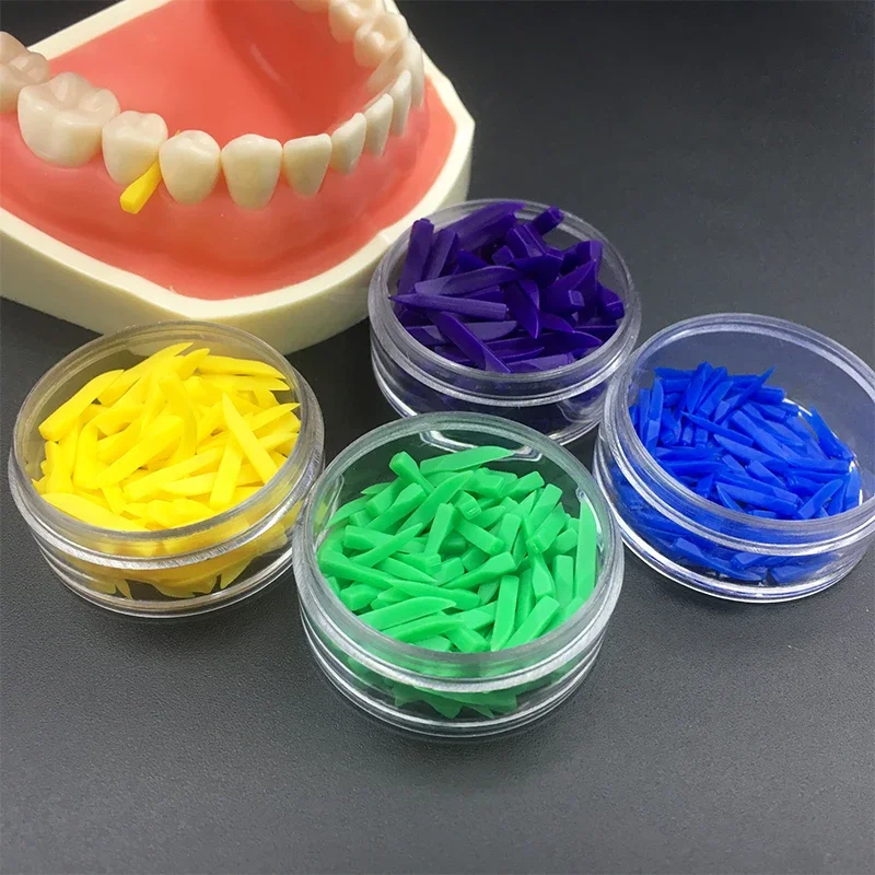 40pcs/box Dental Disposable Wedges Plastic Tooth Gap Wedge Dentistry Materials