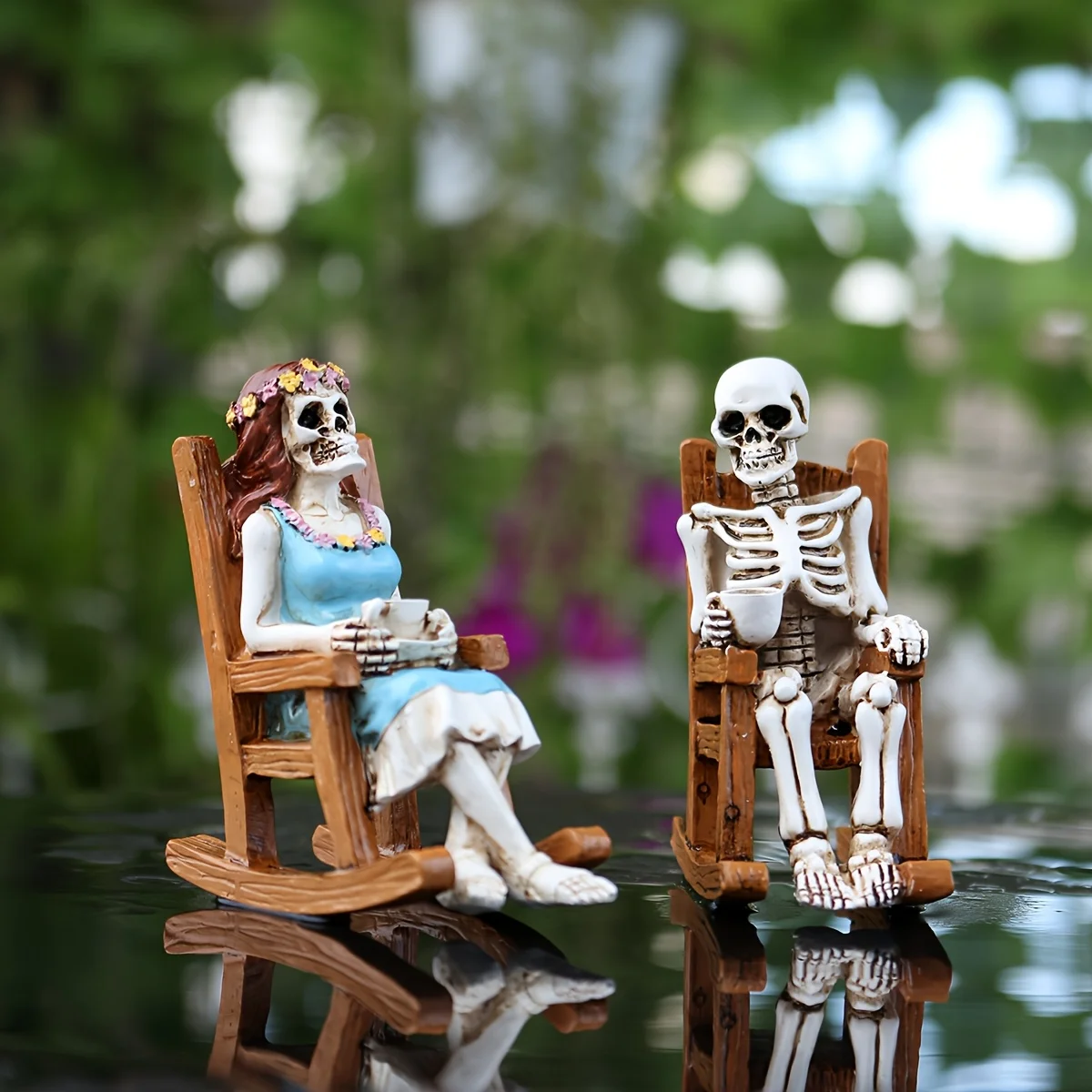 Gothic Couple Skull Statue Romantic Decor for Garden Patio Spooky Yet Charming Rocking Chair Tea Time Sculpture Outdoor Gift