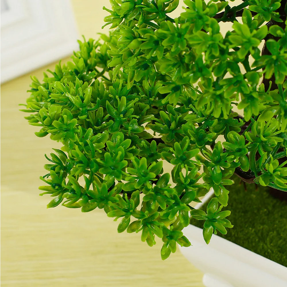 テーブルデコレーション人工鉢植え、ポット付きプラスチックゲストパイン、目を引くリアルで環境に優しい素材