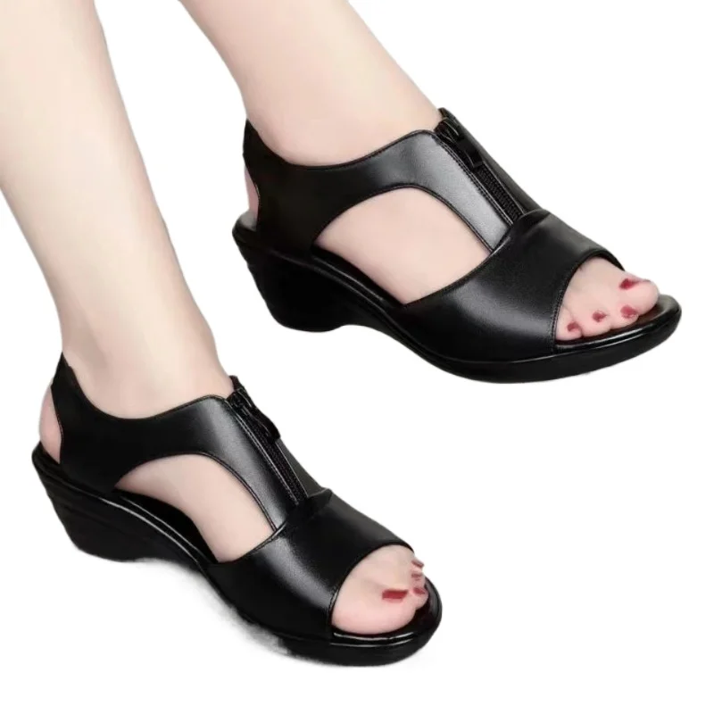 New Women's Wedge Heel Sandals Comfortable Open-Toe Leather Sandals Adjustable Buckle Casual Sandals Non-Slip Soft Sole Summer