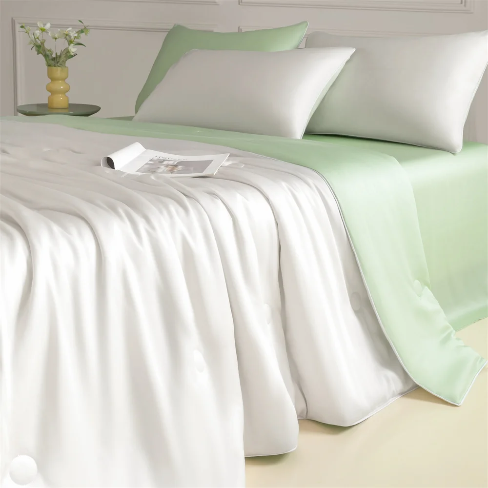 

1pc Blue Cooling Summer Quilt Comforter Smooth Breathable Skin-friendly Lightweight Soft Home Bedding Blanket