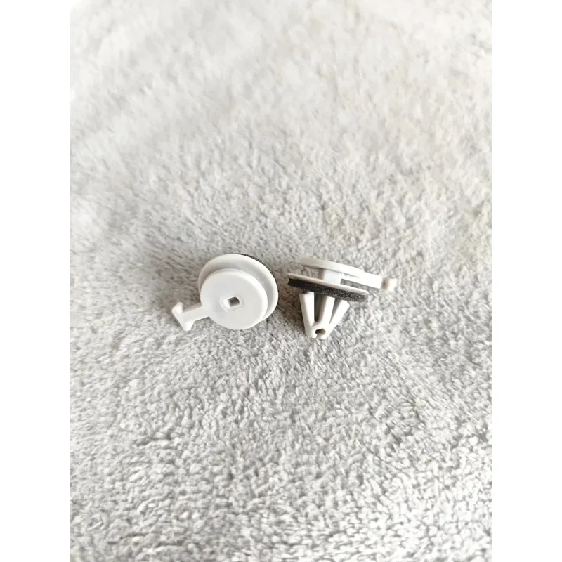 for Land Rover Discovery 3 Discovery 4 A Pillar Outer Trim Plate Fixing Buckle Clip A Pillar Outer Guard Plate Fixing Buckle