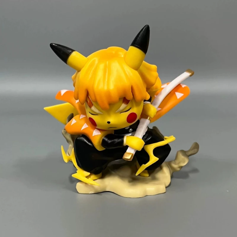 Anime thunderbolt flash cos drag Zenitsu Agatsuma figure model car ornament, periphery
