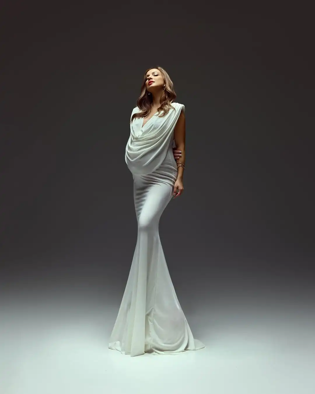 Elegant Pile Collar Mermaid การตั้งครรภ์ผู้หญิงชุด Bodycon ยืดชุดอาบน้ําเด็กฤดูร้อนคลอดบุตรถ่ายภาพ Maxi ชุด