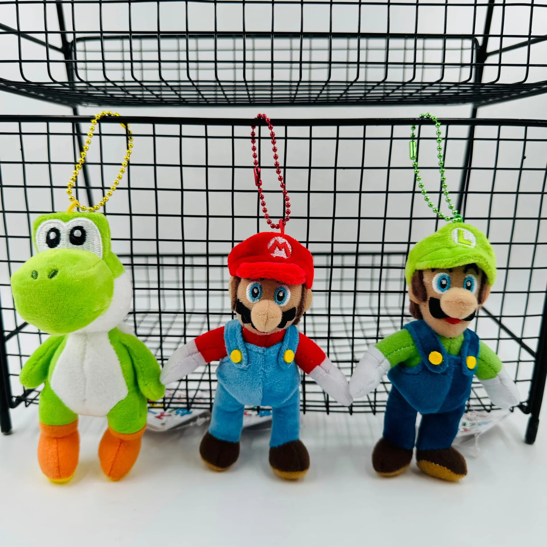Bob-omb Chef Toad Koopa Troopa Shell Star Banana Peel Boo Yoshi Mushroom Morton Roy Lemmy Colgante Llavero Peluche