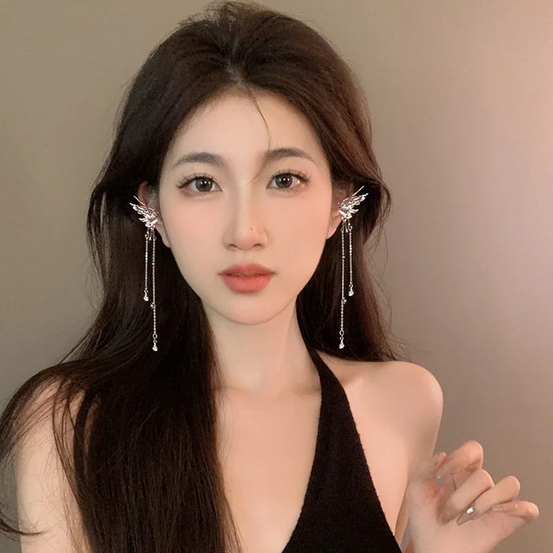 Super fairy elf butterfly fringed ear clip female Internet celebrity explosion no ear hole ear bone clip advanced sense
